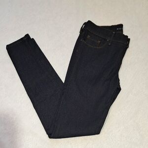 Mott & Bow‎ Mid-Rise Skinny Jeans. Dark Blue. W26/L30.